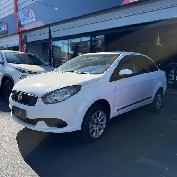 Carro Fiat Grand Siena 2021 Evo Attractive 1.4 8V (Flex)