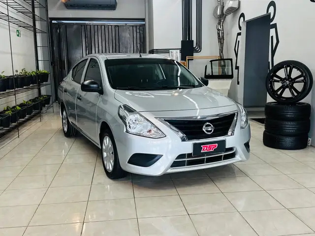 Carro Nissan Versa 2021 1.6 16V V-Drive (Flex)