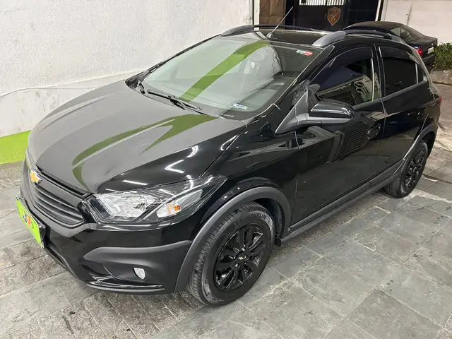 Carro Chevrolet Onix 2019 1.4 Activ SPE/4