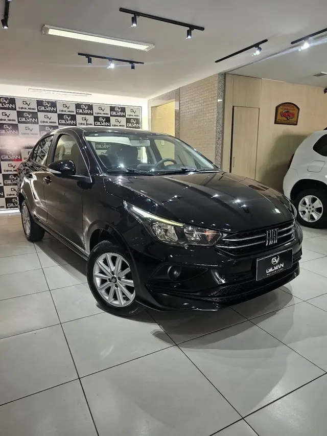 Carro Fiat Cronos 2023 Drive 1.3 (Flex) AT