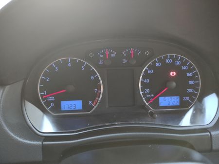Polo Hatch. 1.6 8V (Flex)