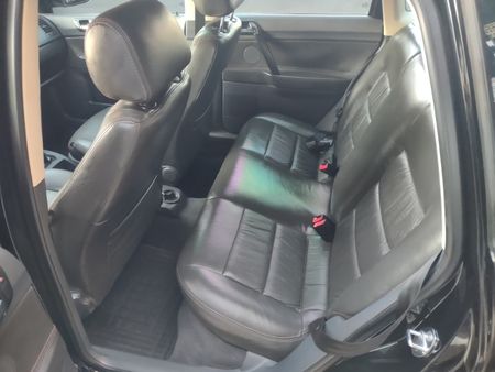 Polo Hatch. 1.6 8V (Flex)