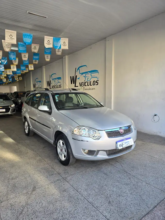 Carro Fiat Weekend 2015 Attractive 1.4 Fire (Flex)