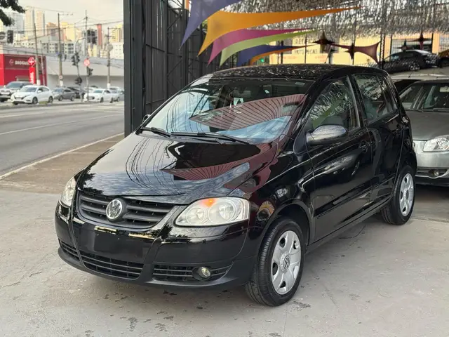Carro Volkswagen Fox 2010 Plus 1.6 8V (Flex)