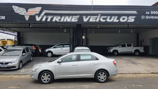 Carro Chevrolet Cobalt 2015 LT 1.4 8V (Flex)