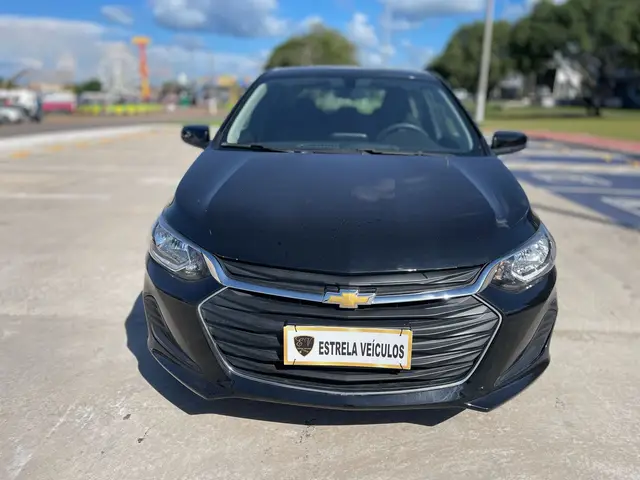 Carro Chevrolet Onix 2023 LT 1.0