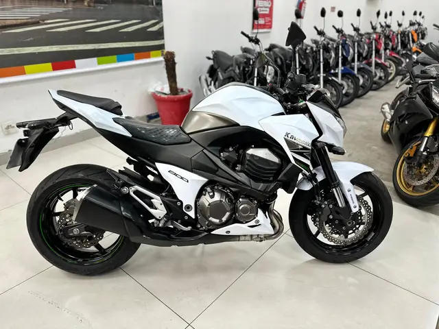 Carro Kawasaki Z 800 2016 Z-800