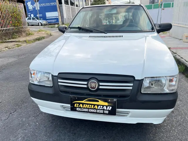 Carro Fiat Uno Mille 2013 Uno Mille Celeb/Celeb.ECON 1.0 F.Flex 4p