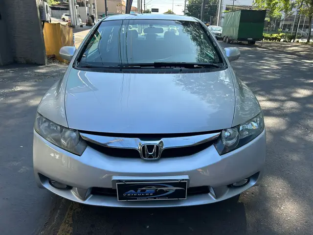 Carro Honda Civic 2010 New  LXS 1.8 16V (Aut) (Flex)