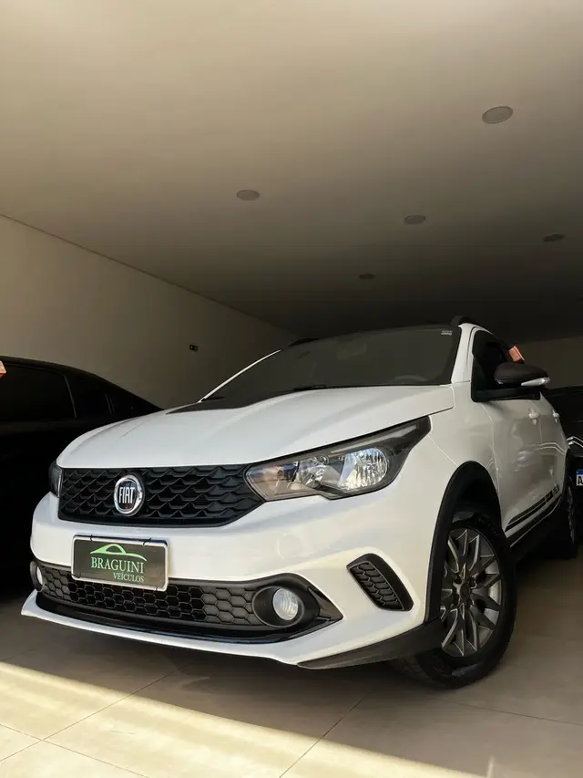 Carro Fiat Argo 2020 1.8 Trekking (Aut) (Flex)