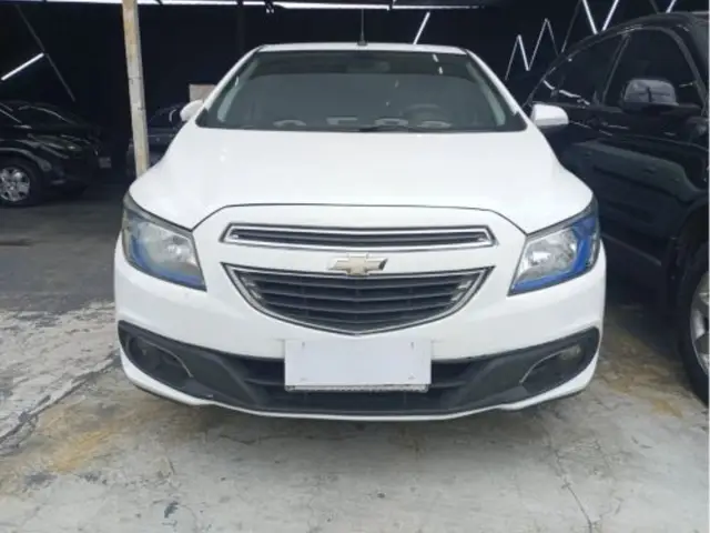 Carro Chevrolet Onix 2015 1.4 LTZ SPE/4