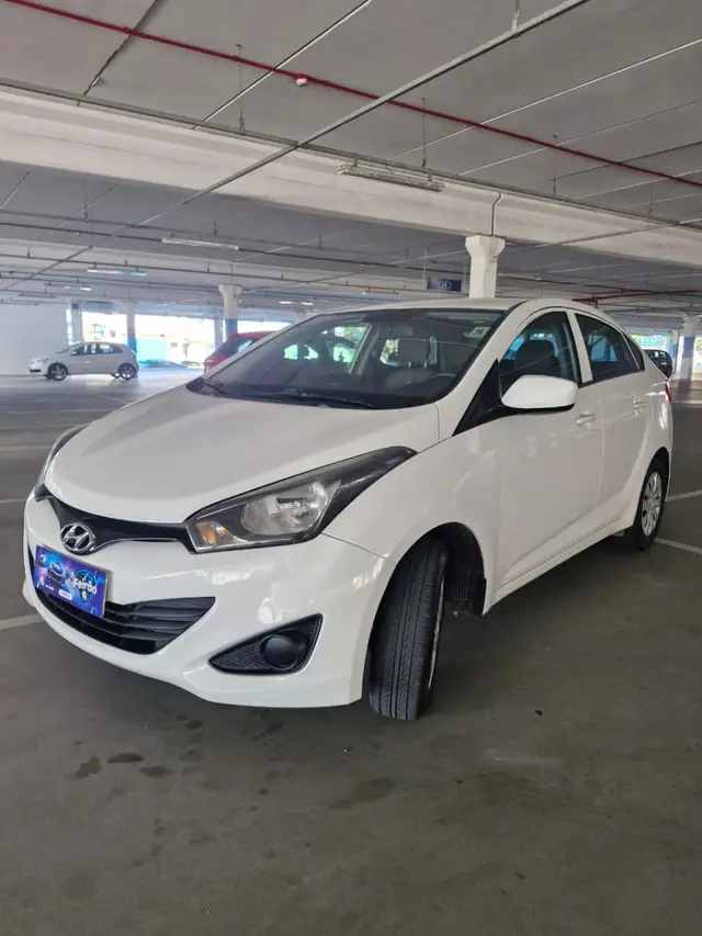 Carro Hyundai HB20S 2015 1.0 Comfort Plus (Flex)