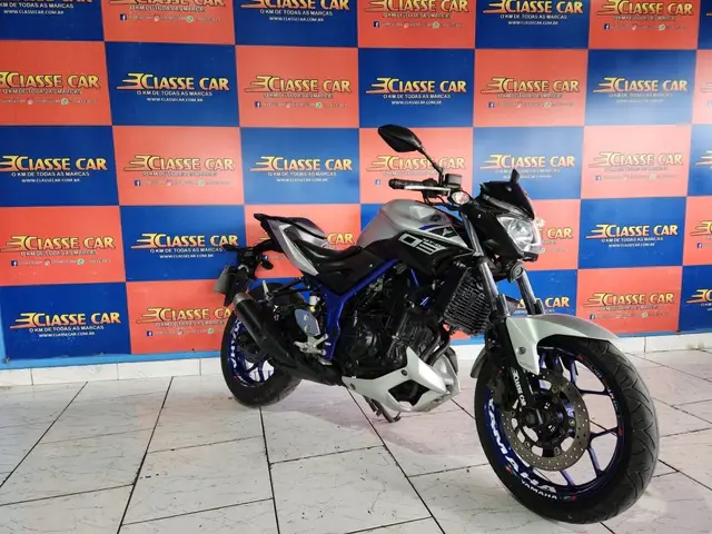 Carro Yamaha MT-03 2017 ABS