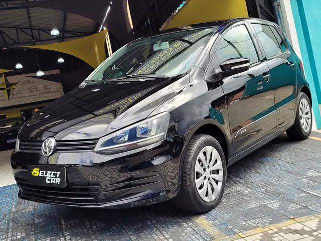 Carro Volkswagen Fox 2017 1.0 MPI Trendline (Flex)