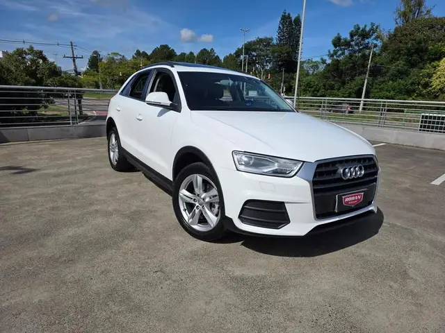Carro Audi Q3 2016 1.4 TFSI Ambiente S Tronic
