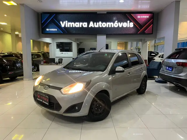 Carro Ford Fiesta Hatch 2014 SE 1.0 RoCam (Flex)