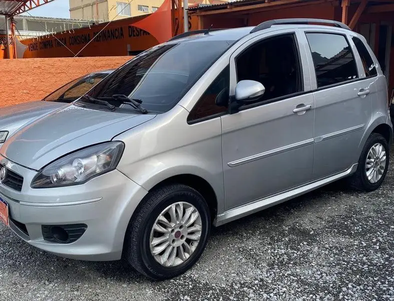 Fiat Idea Essence 1.6 16V E.TorQ (Flex)
