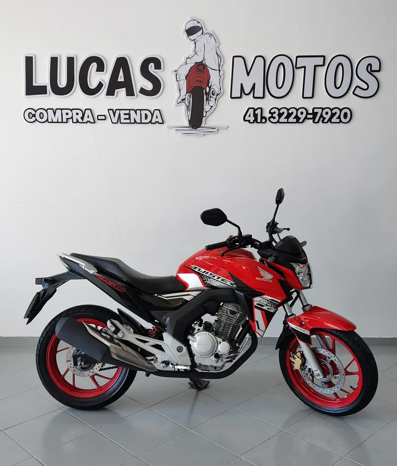 Honda CB 250F Twister (CBS)