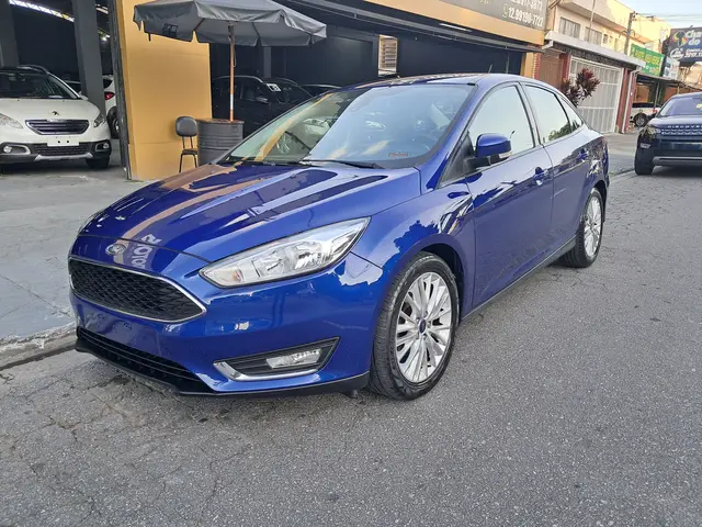 Carro Ford Focus Sedan 2018 SE Plus 2.0 PowerShift