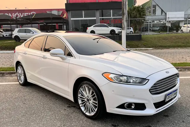 Carro Ford Fusion 2016 2.0 EcoBoost Titanium AWD (Aut)
