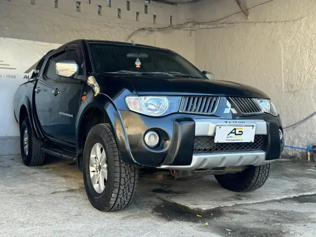 Carro Mitsubishi L200 Triton Sport 2010 L 200 Triton HPE 4x4 3.2 (aut) (cab. dupla)