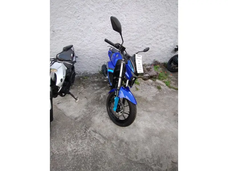 Yamaha Fazer FZ25 Flex
