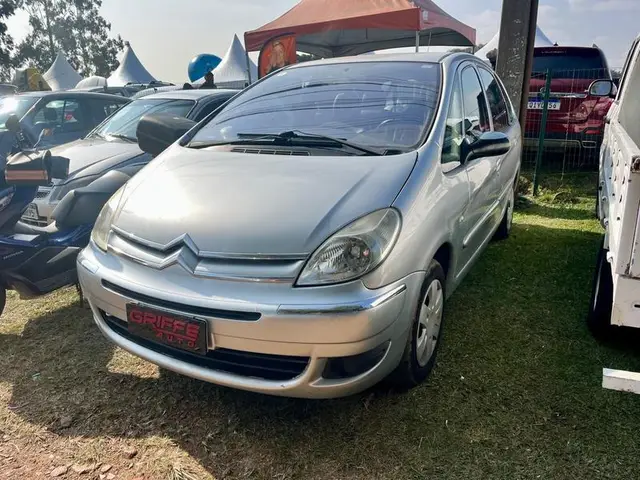 Carro Citroën Xsara Picasso 2010 Avatar 1.6 16V (flex)