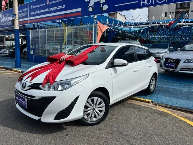 Carro Toyota Yaris 2022 1.3 XL Live CVT (Flex)