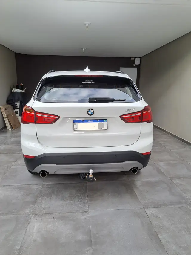 Carro BMW X1 2016 2.0 sDrive20i GP