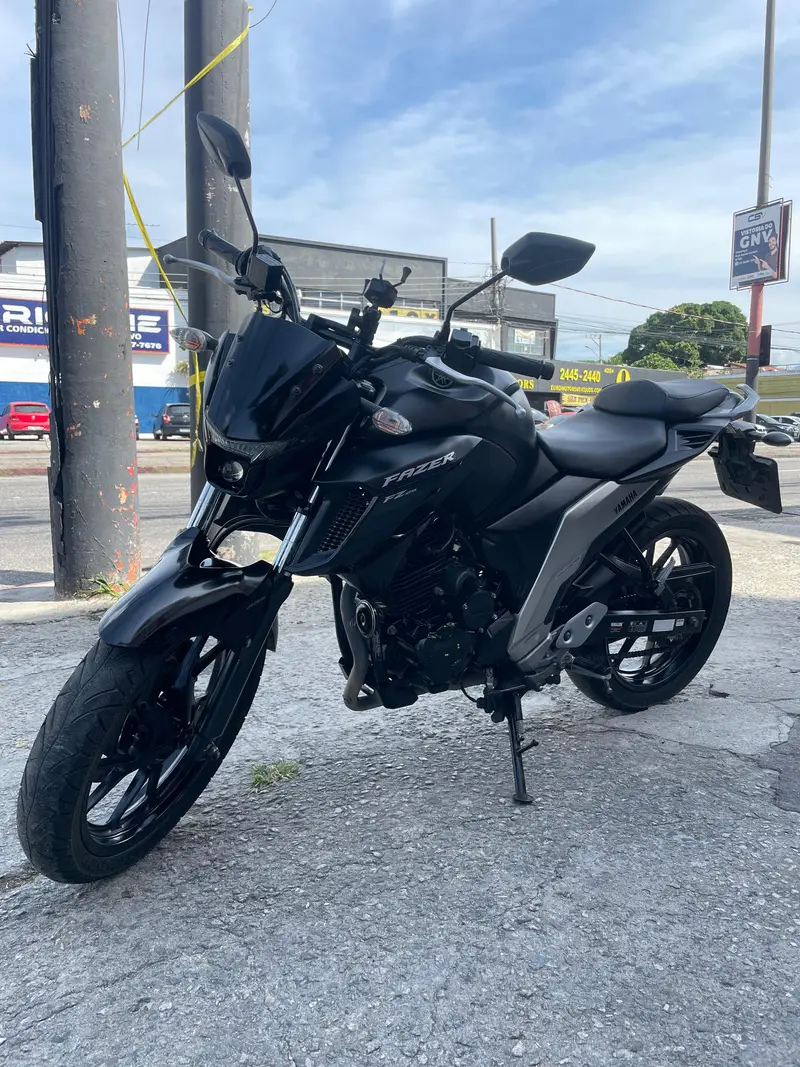 Yamaha Fazer FZ25 ABS