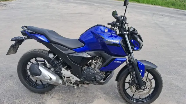 Carro Yamaha Fazer FZ15 2024 ABS
