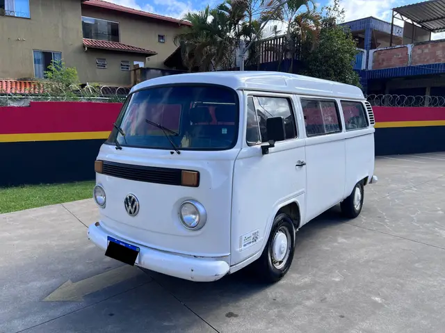 Carro Volkswagen Kombi 2000 Standard 1.6