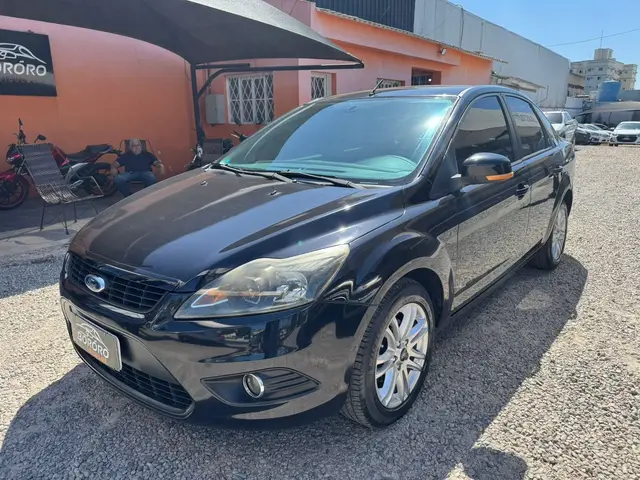 Carro Ford Focus Sedan 2011 Ghia 2.0 16V (Flex) (Aut)