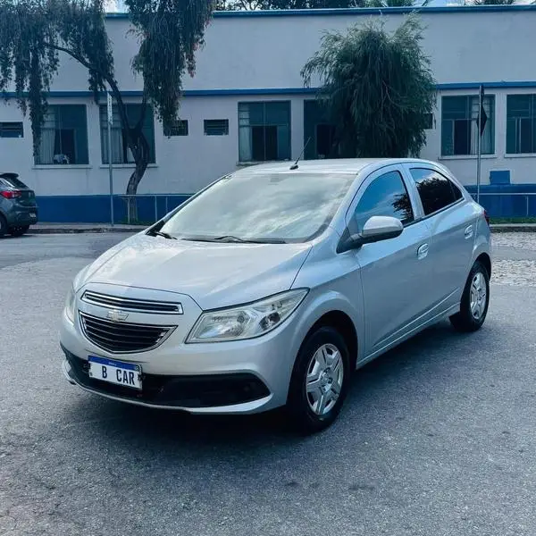 Carro Chevrolet Onix 2013 1.0 LT SPE/4