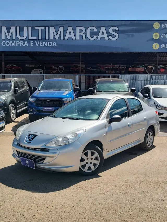 Carro Peugeot 207 Sedan 2013 207 Passion XR 1.4 8V (flex)