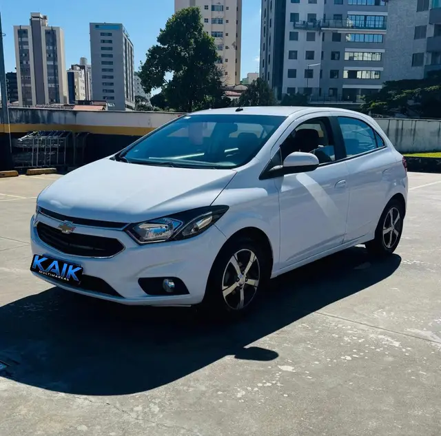 Carro Chevrolet Onix 2017 1.4 LTZ SPE/4 (Aut)