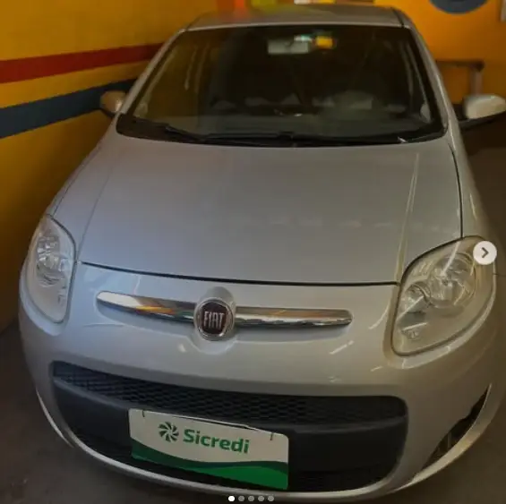 Carro Fiat Palio 2014 Attractive 1.4 8V (Flex)