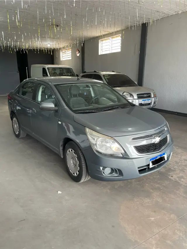 Carro Chevrolet Cobalt 2013 LT 1.4 8V (Flex)
