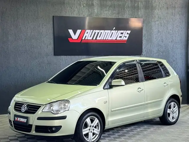 Carro Volkswagen Polo Sedan 2007 1.6 8V (Flex)