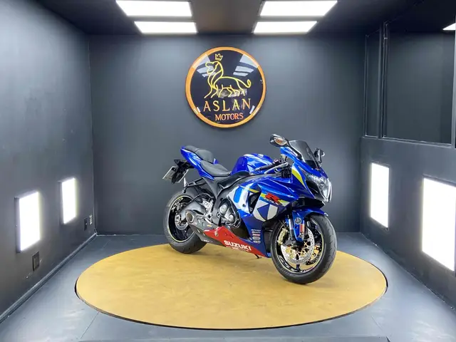 Carro Suzuki Gsx R 1000 2015 GSX R