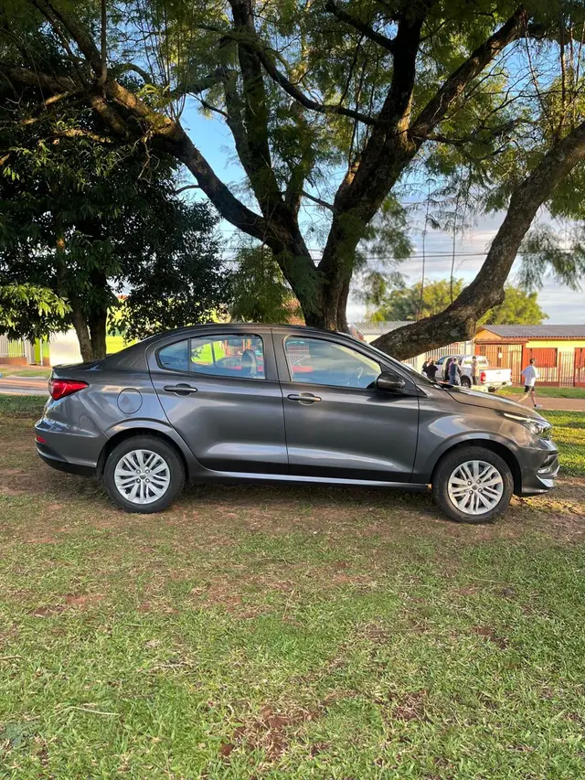 Carro Fiat Cronos 2023 Drive 1.0 (Flex) MT