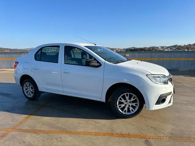Carro Renault Logan 2023 Zen 1.0 12V SCe (Flex)