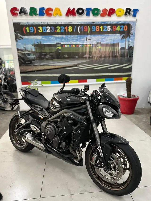 Moto Triumph Street Triple 765 2023 RS
