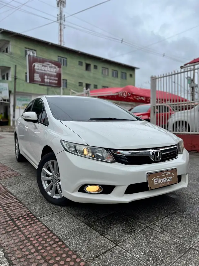 Carro Honda Civic 2014 New  LXR 2.0 i-VTEC (Aut) (Flex)
