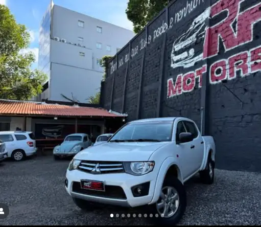Carro Mitsubishi L200 Triton 2016 HLS Chrome Ed. 2.4 CD Flex Mec.