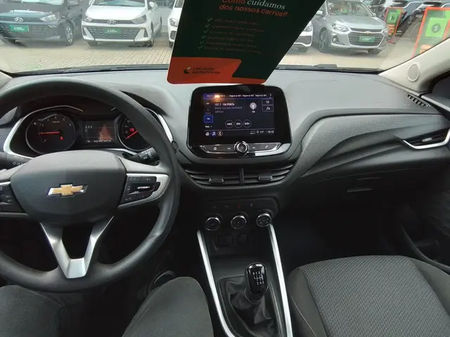Carro Chevrolet Onix Plus 2024 LT 1.0