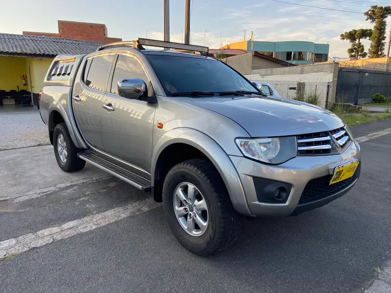 Mitsubishi L200 Triton Sport HLS 2.4 (Flex)