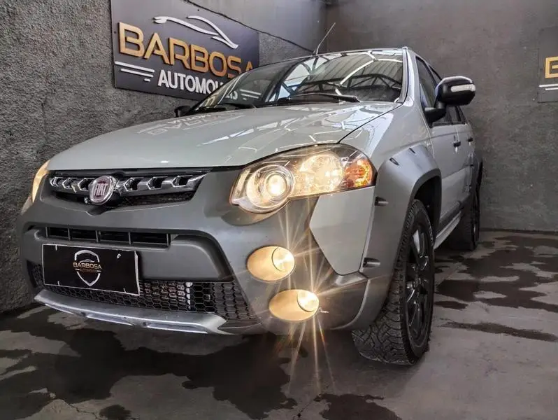 Fiat Palio Weekend Adventure 1.8 16V Dualogic (Flex)