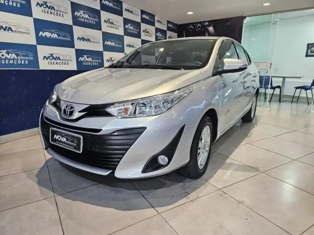 Carro Toyota Yaris Sedan 2019 1.5 XL (Flex)