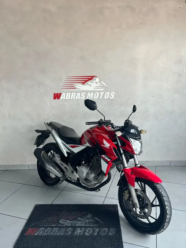 Carro Honda CB 250F Twister 2017 Standard